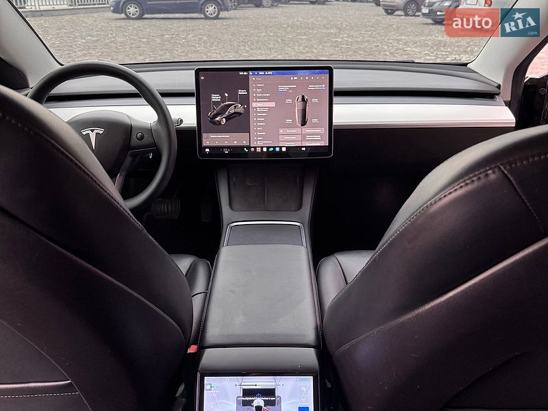 Седан Tesla Model 3 2019 в Лубнах