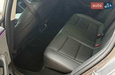 Седан Tesla Model 3 2025 в Львове