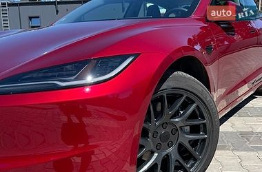 Седан Tesla Model 3 2025 в Кривому Розі
