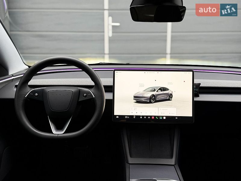Седан Tesla Model 3 2024 в Києві