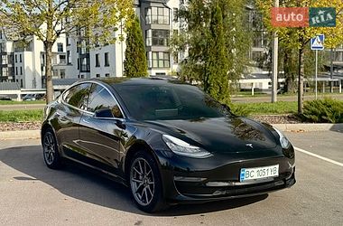 Седан Tesla Model 3 2019 в Киеве Седан Tesla Model 3 2019 в Киеве