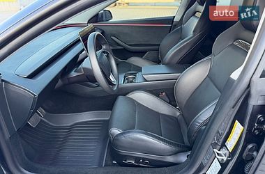 Седан Tesla Model 3 2024 в Дубно
