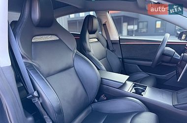 Седан Tesla Model 3 2024 в Дубно