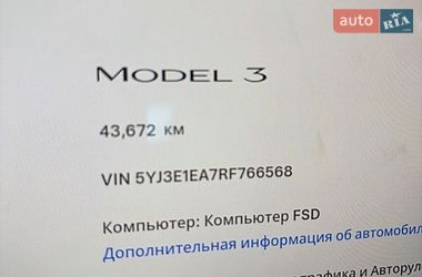 Седан Tesla Model 3 2024 в Рівному