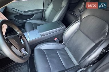Седан Tesla Model 3 2024 в Киеве