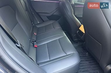 Седан Tesla Model 3 2024 в Киеве