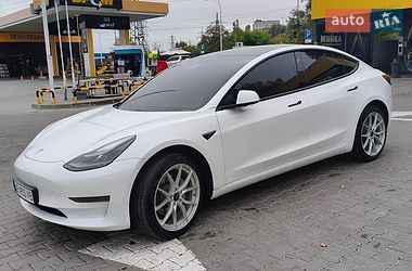 Седан Tesla Model 3 2021 в Днепре