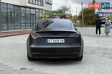 Седан Tesla Model 3 2020 в Ивано-Франковске