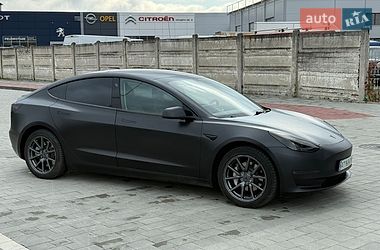 Седан Tesla Model 3 2020 в Ивано-Франковске