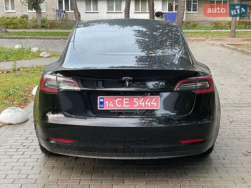 Седан Tesla Model 3 2019 в Новояворівську фото 7 Седан Tesla Model 3 2019 в Новояворівську