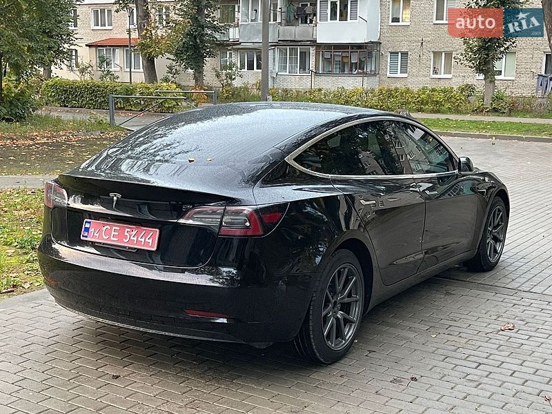 Седан Tesla Model 3 2019 в Новояворівську фото 9 Седан Tesla Model 3 2019 в Новояворівську