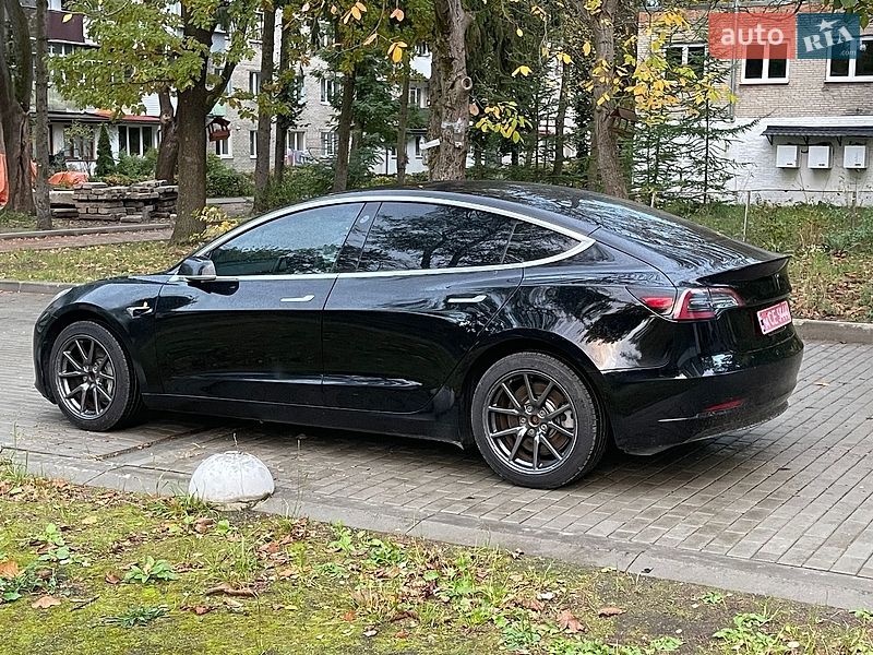 Седан Tesla Model 3 2019 в Новояворівську фото 5 Седан Tesla Model 3 2019 в Новояворівську