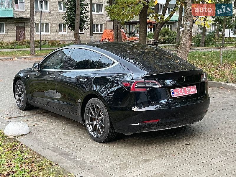 Седан Tesla Model 3 2019 в Новояворівську фото 6 Седан Tesla Model 3 2019 в Новояворівську