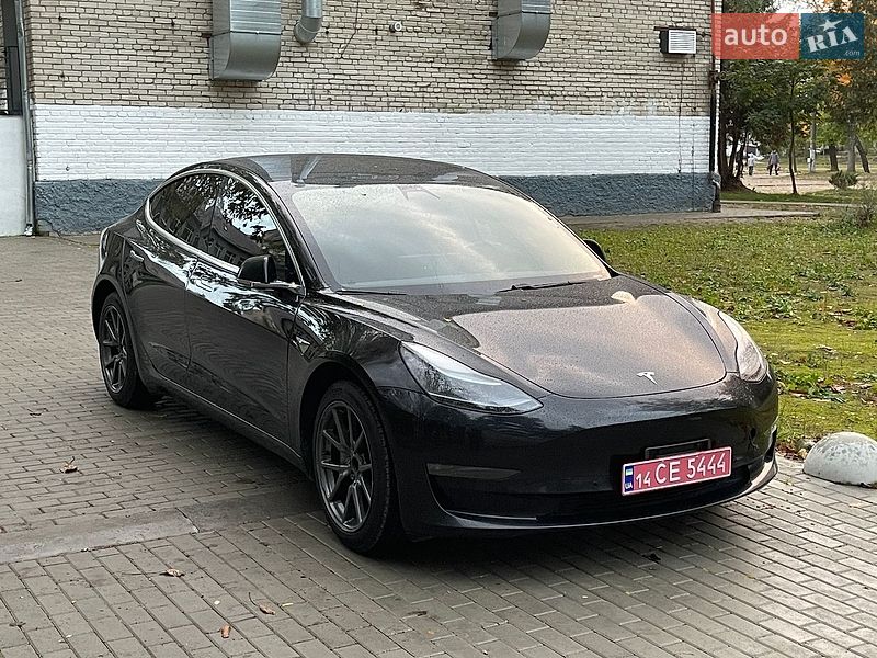 Седан Tesla Model 3 2019 в Новояворівську фото 13 Седан Tesla Model 3 2019 в Новояворівську