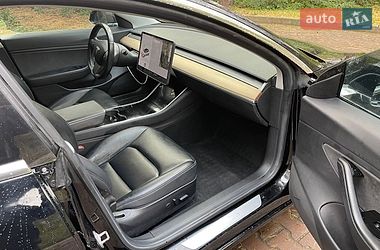 Седан Tesla Model 3 2019 в Новояворівську фото 16 Седан Tesla Model 3 2019 в Новояворівську