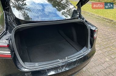 Седан Tesla Model 3 2019 в Новояворівську фото 18 Седан Tesla Model 3 2019 в Новояворівську