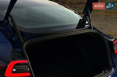 Седан Tesla Model 3 2021 в Ивано-Франковске фото 6 Седан Tesla Model 3 2021 в Ивано-Франковске