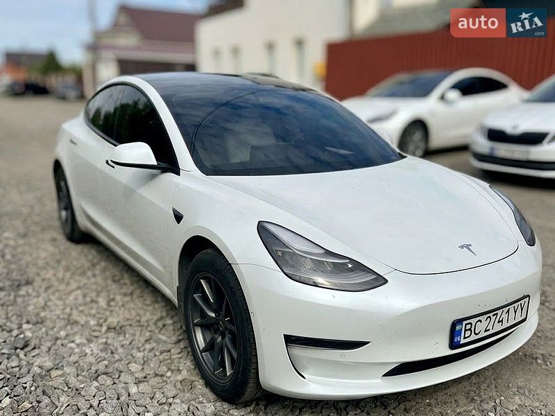 Седан Tesla Model 3 2021 в Житомире фото Седан Tesla Model 3 2021 в Житомире