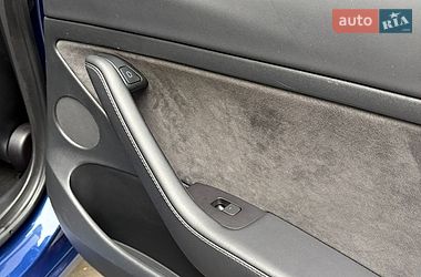 Седан Tesla Model 3 2023 в Києві