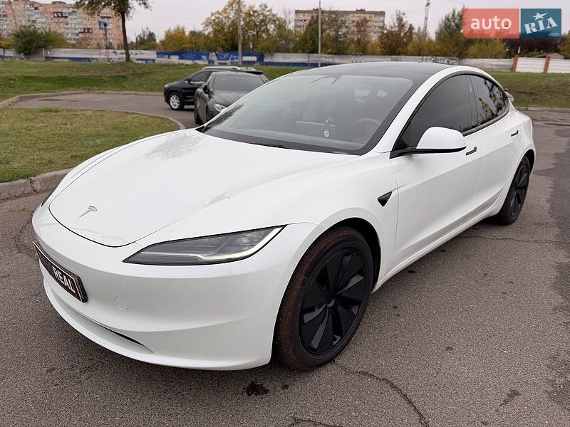 Седан Tesla Model 3 2025 в Кривому Розі фото 16 Седан Tesla Model 3 2025 в Кривому Розі