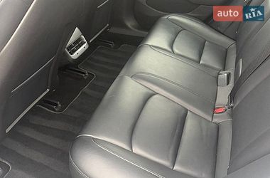 Седан Tesla Model 3 2018 в Львове