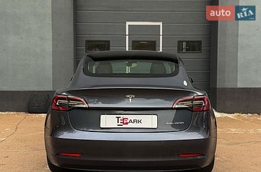 Седан Tesla Model 3 2021 в Києві