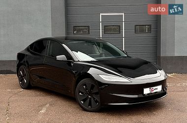 Седан Tesla Model 3 2024 в Киеве