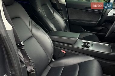 Седан Tesla Model 3 2021 в Запоріжжі