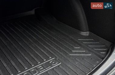 Седан Tesla Model 3 2021 в Запоріжжі