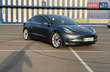 tesla model-3 2018 в Рівне від професійного продавця Женя