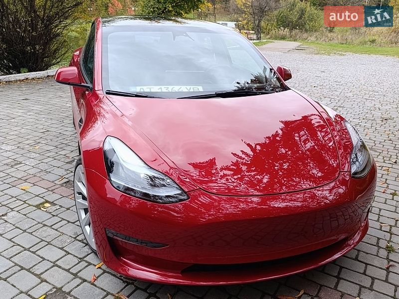 Седан Tesla Model 3 2022 в Калуше фото Седан Tesla Model 3 2022 в Калуше
