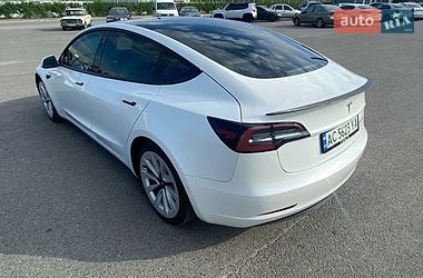 Седан Tesla Model 3 2021 в Дніпрі