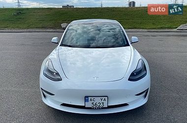 Седан Tesla Model 3 2021 в Дніпрі