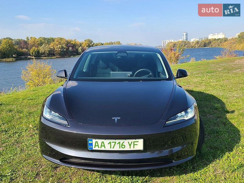 Седан Tesla Model 3 2024 в Києві фото Седан Tesla Model 3 2024 в Києві