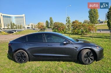 Седан Tesla Model 3 2024 в Києві фото 3 Седан Tesla Model 3 2024 в Києві