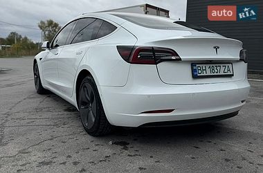 Седан Tesla Model 3 2018 в Днепре