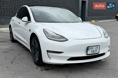 Седан Tesla Model 3 2018 в Днепре