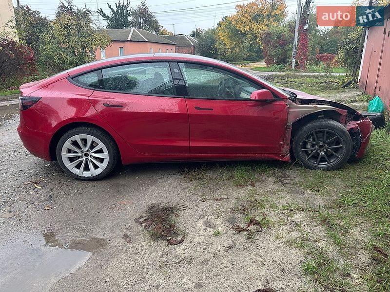 Седан Tesla Model 3 2022 в Харькове