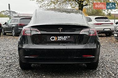 Седан Tesla Model 3 2019 в Мостиске