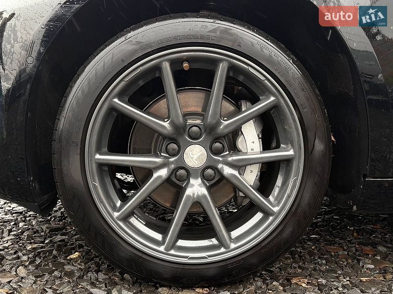 Седан Tesla Model 3 2019 в Мостиске