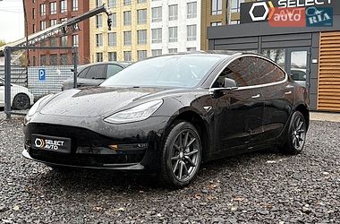 Седан Tesla Model 3 2019 в Мостиске