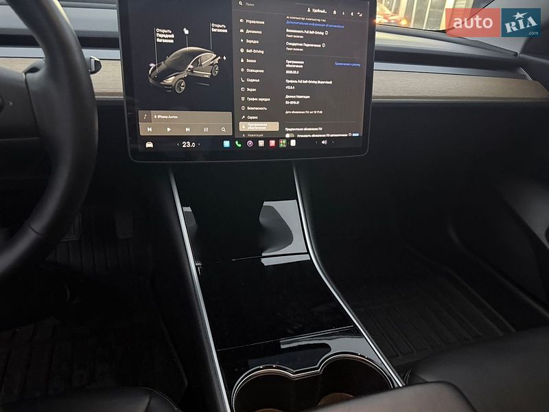 Седан Tesla Model 3 2020 в Києві