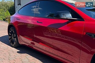 Седан Tesla Model 3 2022 в Дніпрі