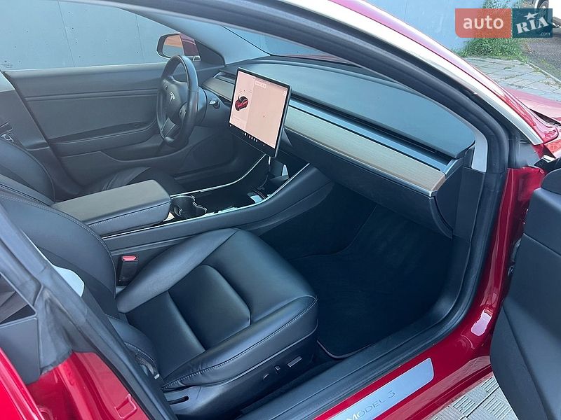 Седан Tesla Model 3 2018 в Харкові фото 15 Седан Tesla Model 3 2018 в Харкові