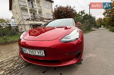 Седан Tesla Model 3 2019 в Трускавце