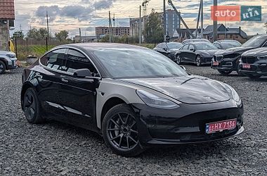 Седан Tesla Model 3 2018 в Луцьку