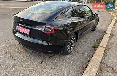 Седан Tesla Model 3 2021 в Николаеве