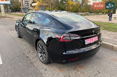 Седан Tesla Model 3 2021 в Миколаєві
