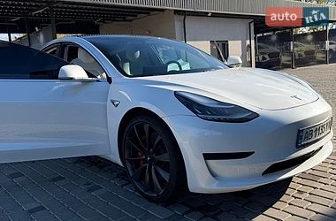 Седан Tesla Model 3 2019 в Виннице
