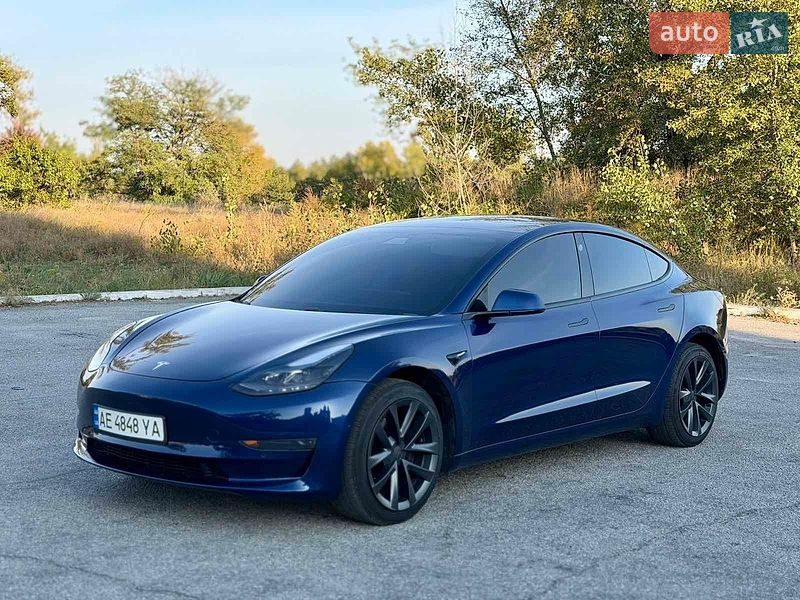Tesla Model 3 2019